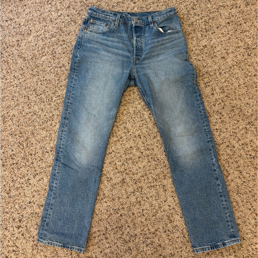 Levi’s 501 Medium Wash Jeans